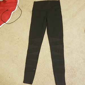 Lululemon Ivivva mesh shin leggings